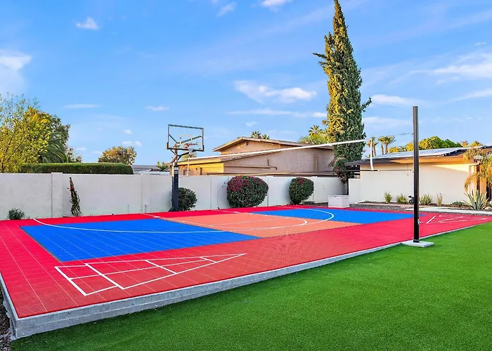 6 Bedroom W Sport Court Pool Playground Hot Tub Arcade *