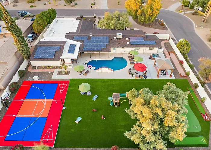 Holiday home 6 Bedroom W Sport Court Pool Playground Hot Tub Arcade Phoenix