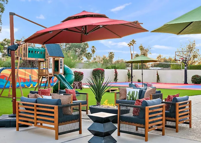 6 Bedroom W Sport Court Pool Playground Hot Tub Arcade * Phoenix